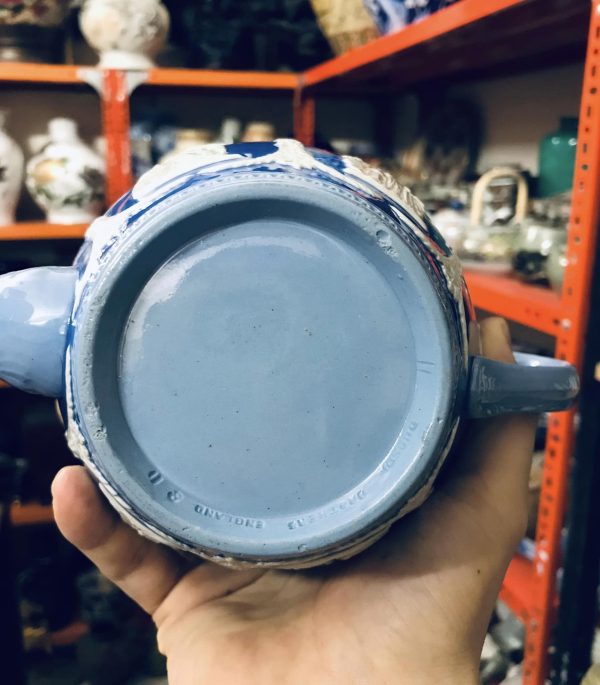 Ấm trà Anh Wedgwood hoa văn nổi 3D mới đẹp ạ Tiệm gốm TottoChan