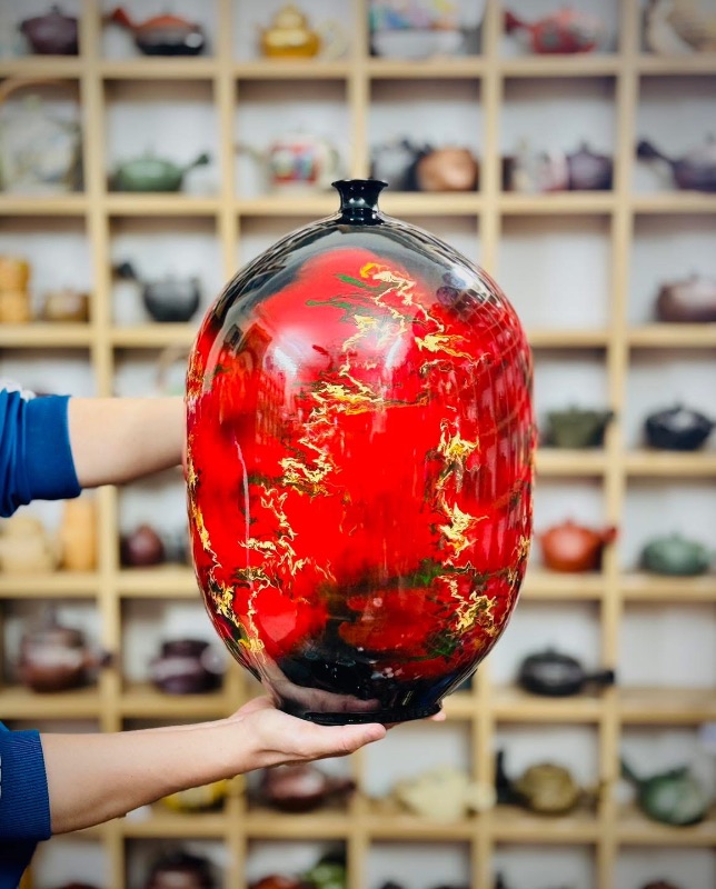 Bình gốm Nhật hút lộc hoả biến ngọn lửa đẹp tinh tế