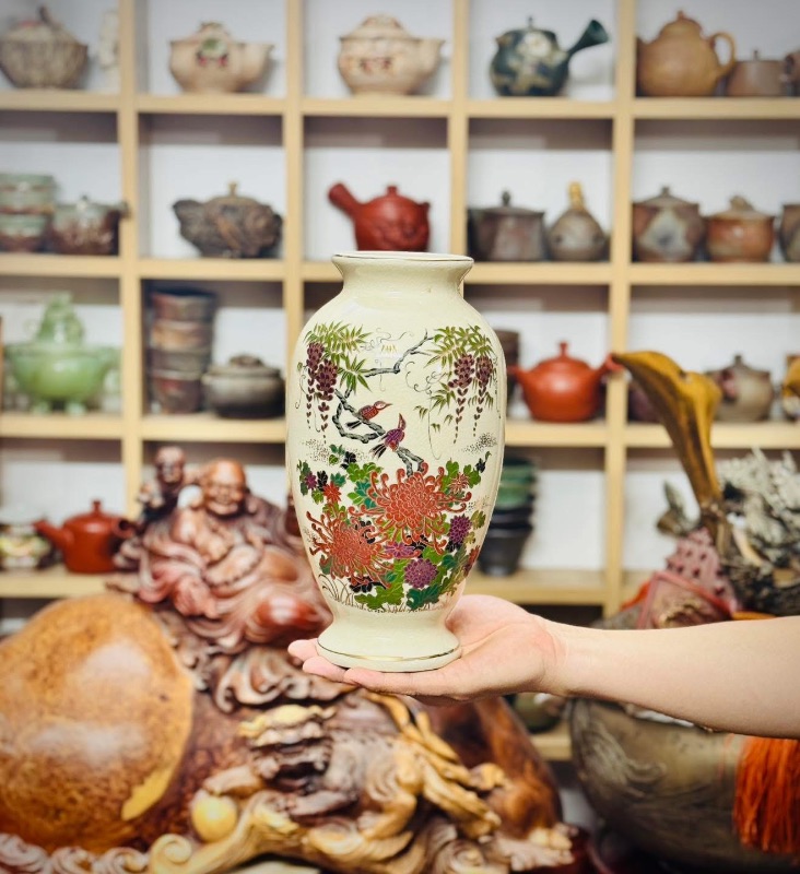 Bình gốm Nhật satsuma vẽ vàng chim hoa đẹp tinh tế