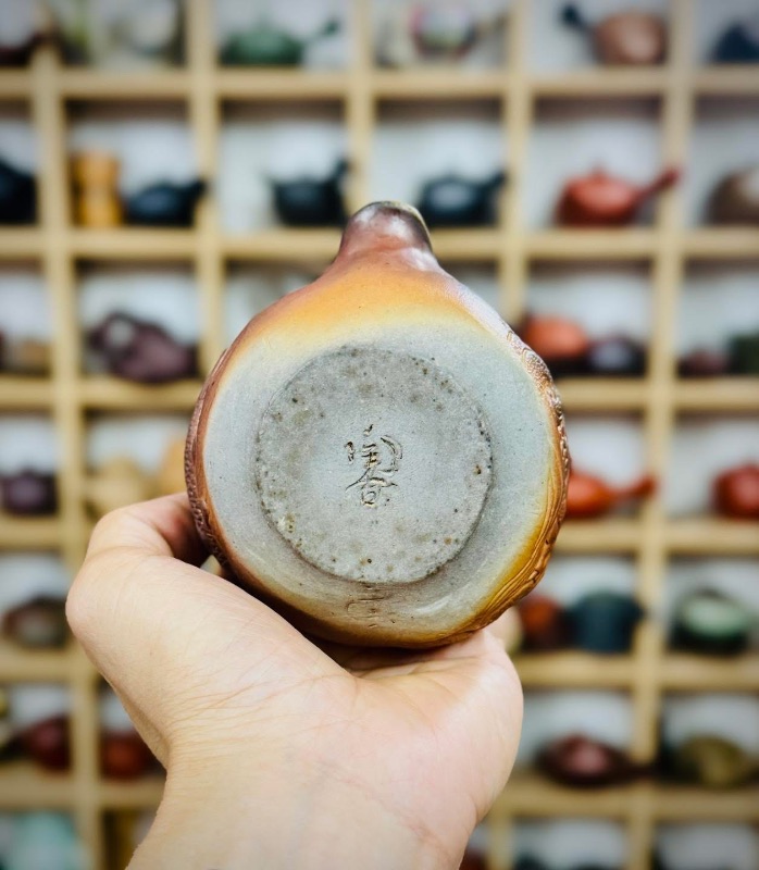 Tống trà Bizen gốm Nhật cá chép hoá rồng nghệ nhân Konishi cao cấp